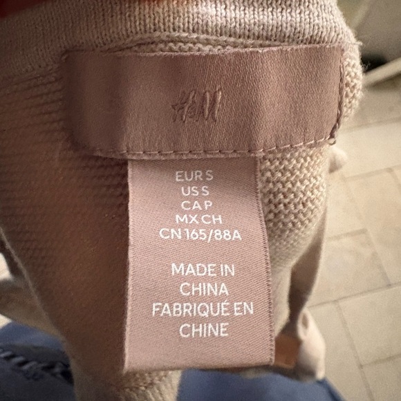 H&M Tan Ribbed Crop Top - Picture 6 of 6